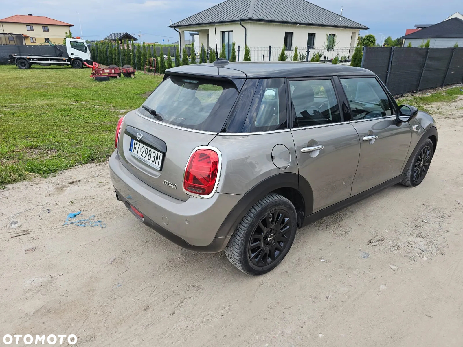 MINI Cooper Standard - 23