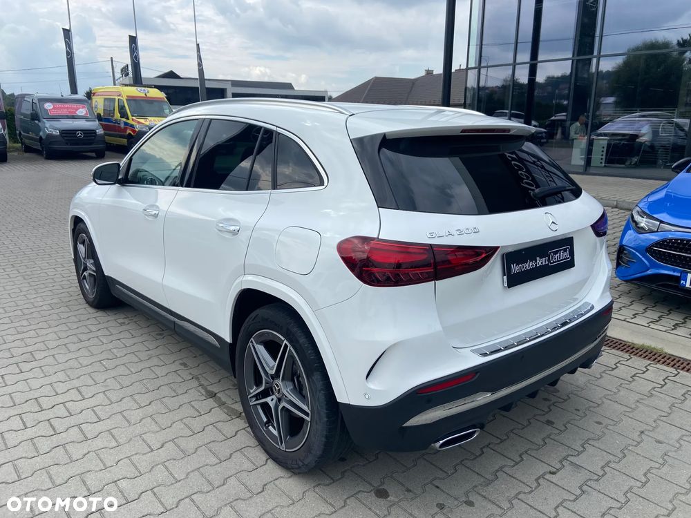 Mercedes-Benz GLA 200 AMG Line - 5