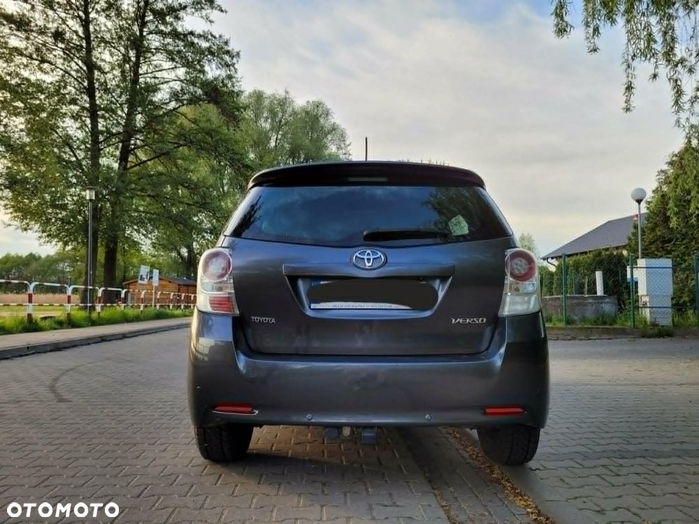 Toyota Verso 1.8 Premium MS - 3