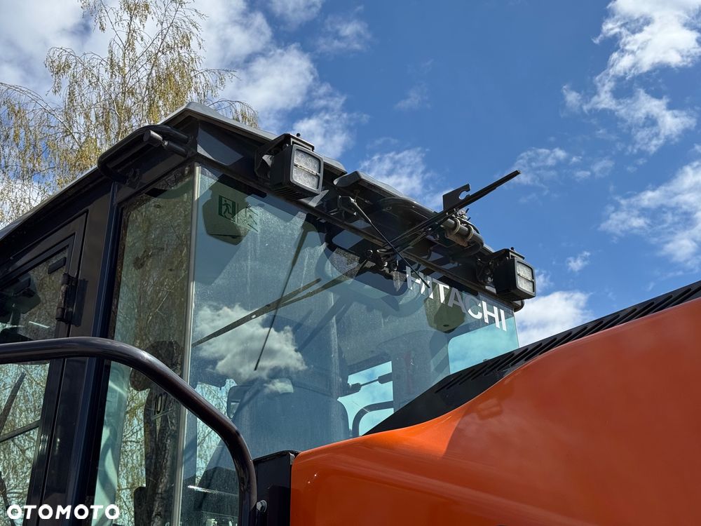 Hitachi ZW310-6 / 966M / 972M / L150 - 21