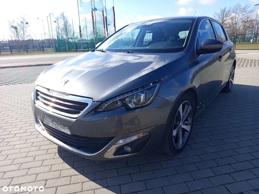 Peugeot 308 - 1