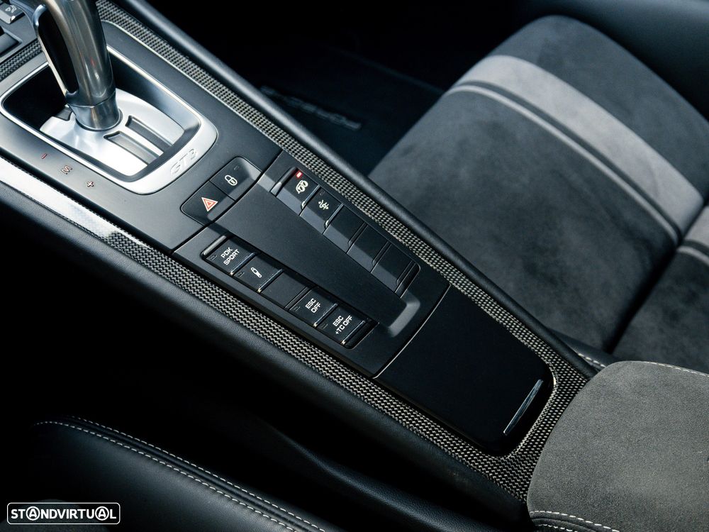 Porsche 911 (991) GT3 PDK - 39