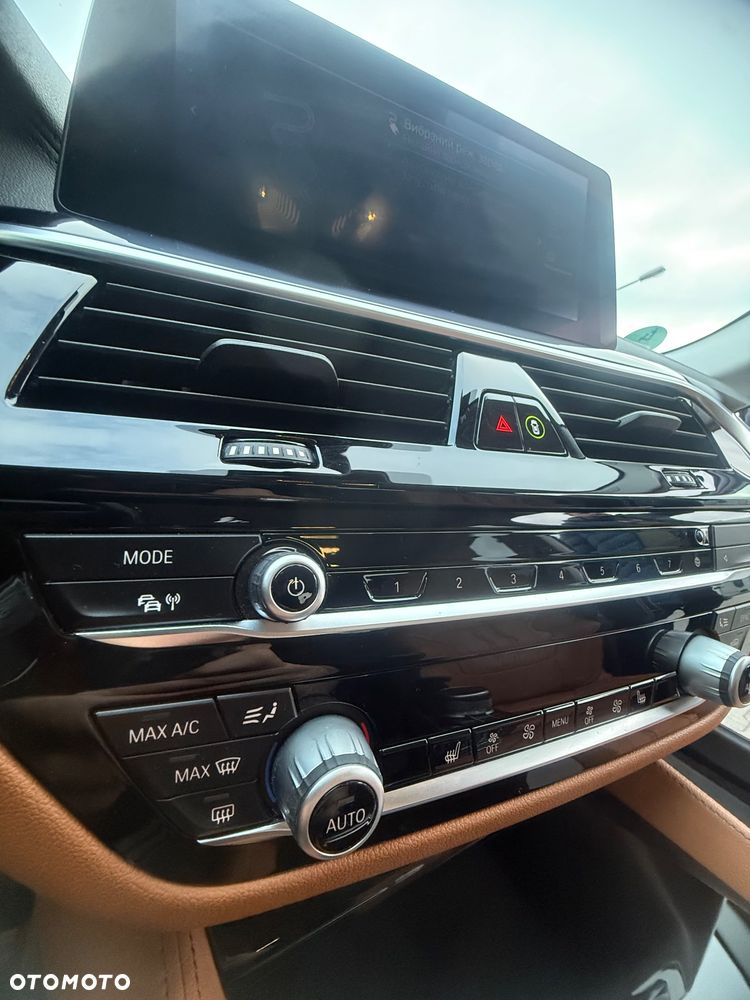 BMW Seria 5 530e iPerformance GPF Luxury Line - 15