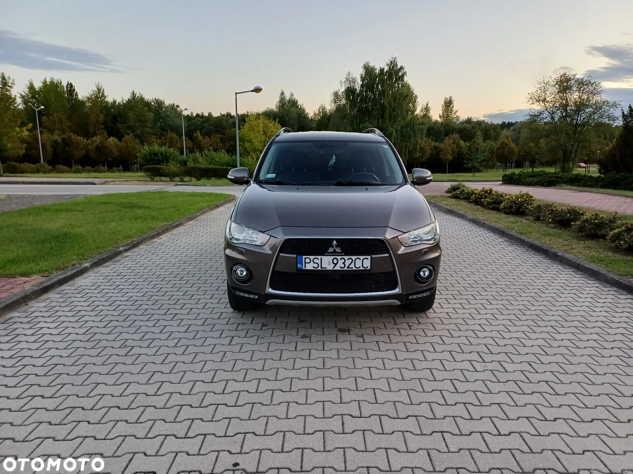 Mitsubishi Outlander 2.2 DI-D ClearTec 2WD Edition - 2