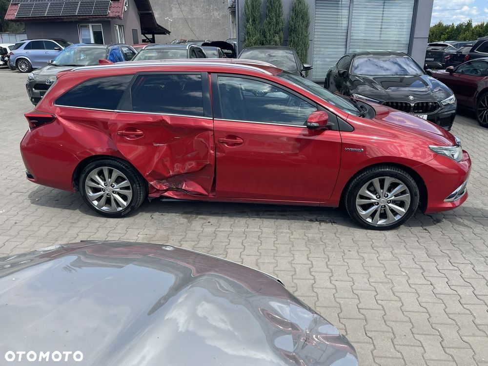 Toyota Auris Hybrid 135 Prestige - 5