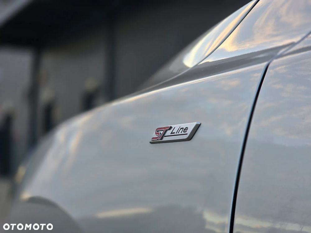 Ford Focus 2.0 EcoBlue ST-Line - 26