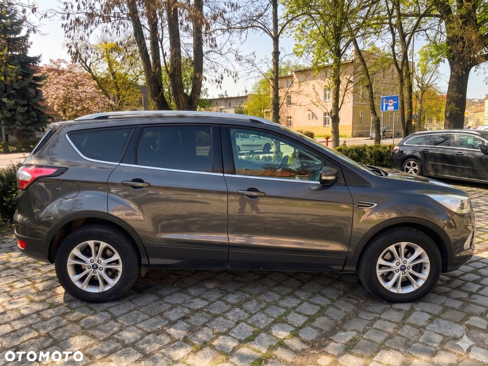 Ford Kuga 1.5 TDCi FWD Titanium - 5