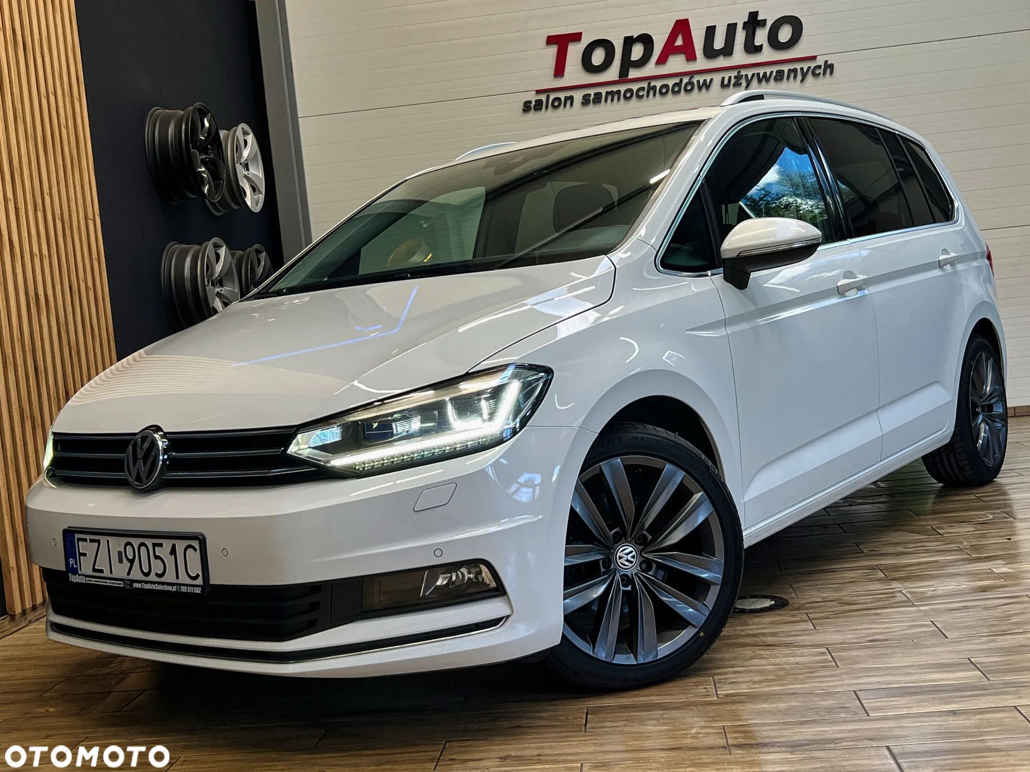 Volkswagen Touran 2.0 TDI BMT Highline DSG - 1