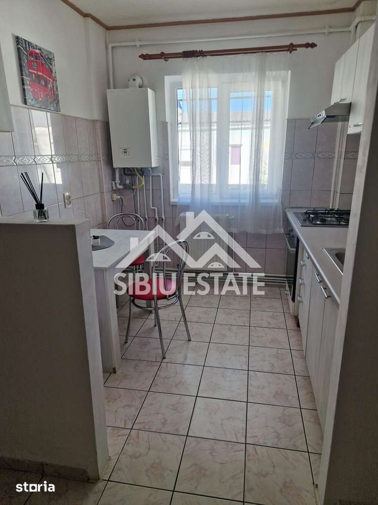 Apartament decomandat 2 camere, pivnita Zona Siretului – Sibiu 45 mp — fotografia 3