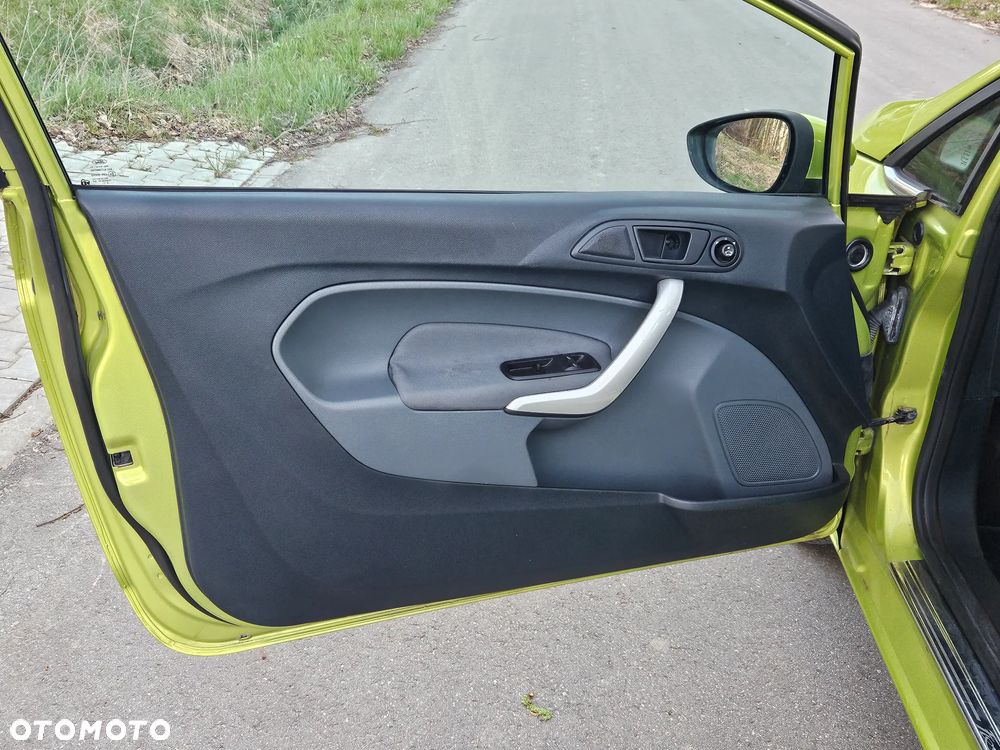 Ford Fiesta 1.6 Ti-VCT Sport - 9