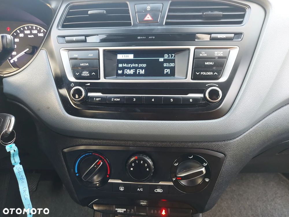 Hyundai i20 1.2 Classic - 21