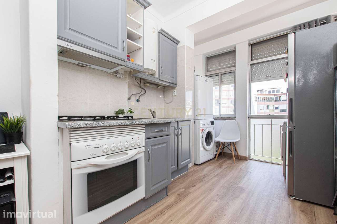 Apartamento T1 | Totalmente Mobilado e Equipado | Reboleira - Grande imagem: 2/30