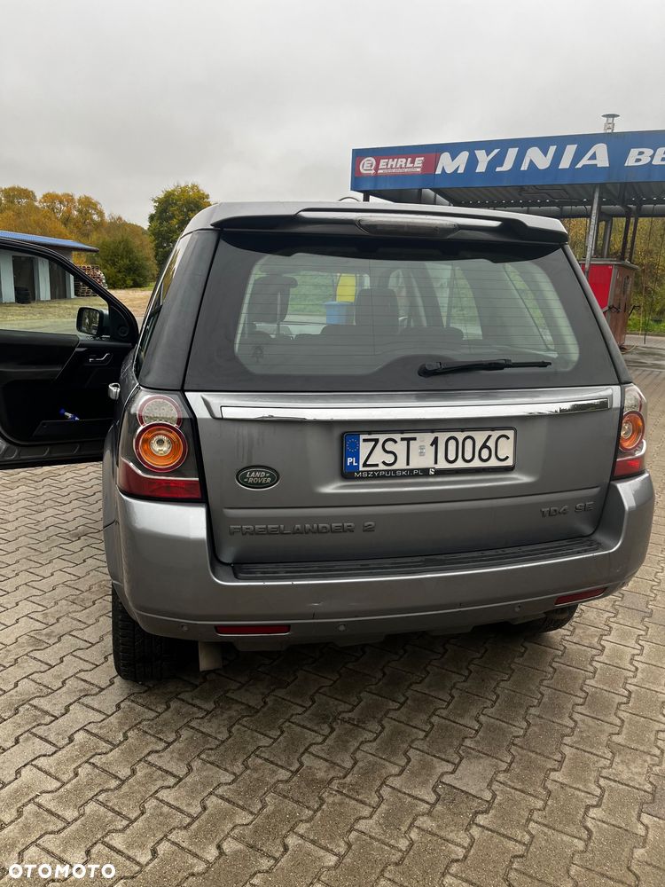 Land Rover Freelander 2013 photo 2
