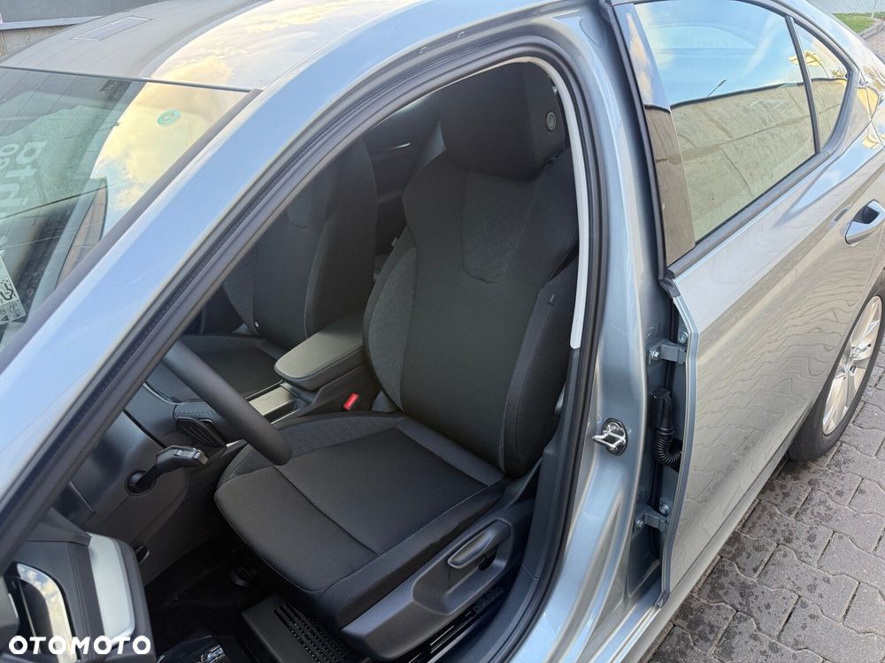 Skoda Octavia 1.5 TSI mHEV Drive Essence DSG - 26