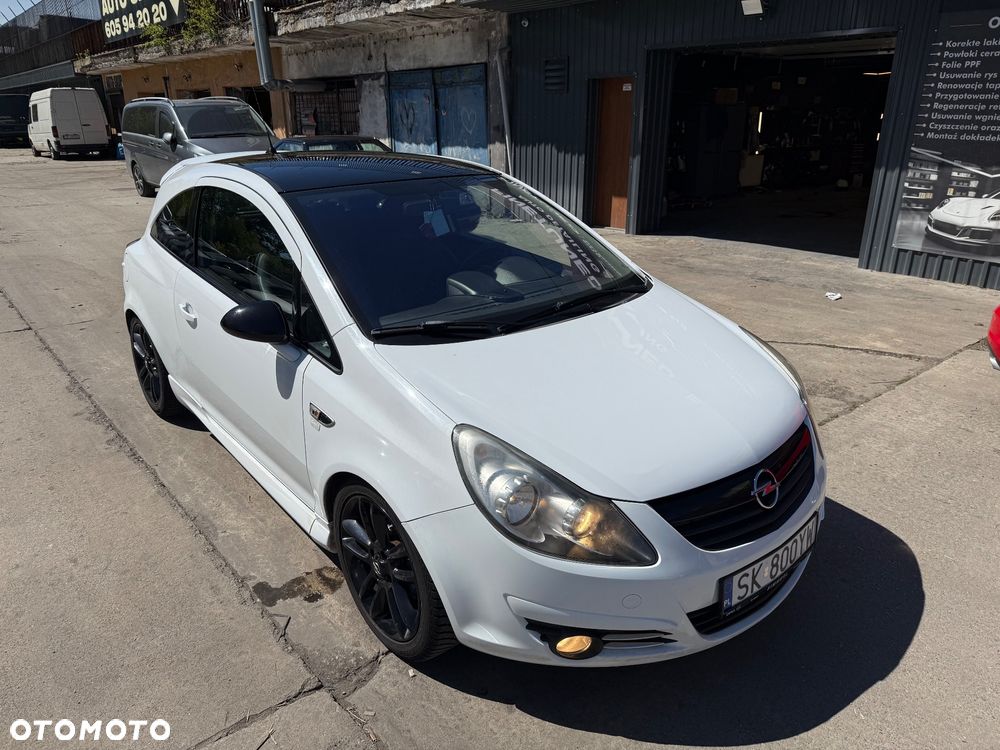 Opel Corsa 1.4 16V Cosmo - 1