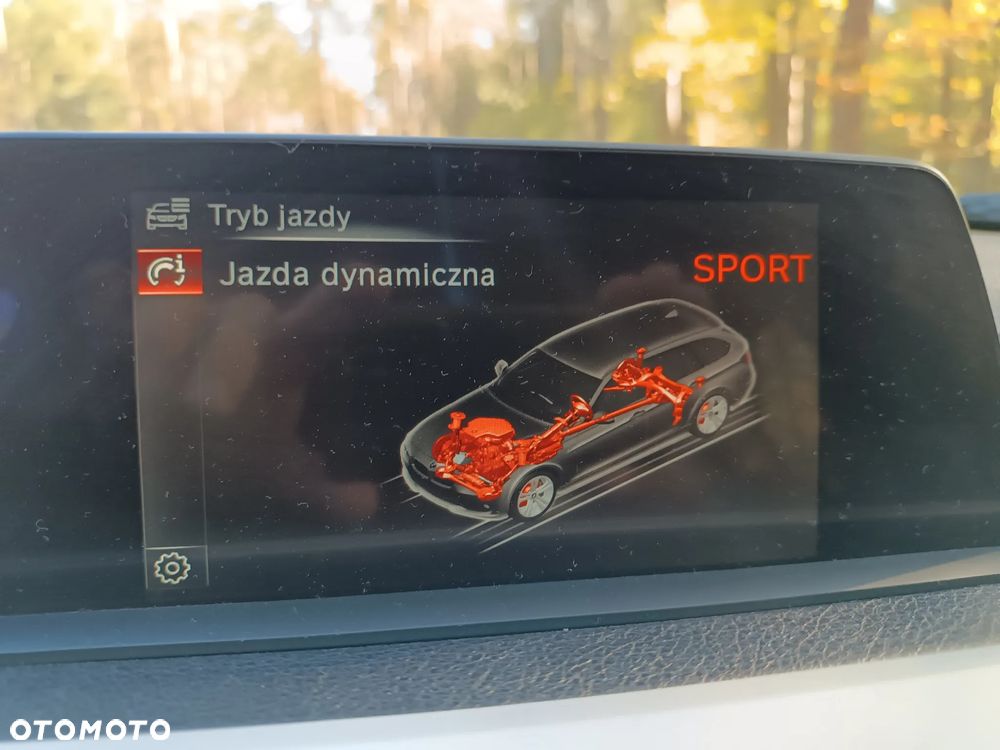 BMW Seria 3 318d Touring - 5