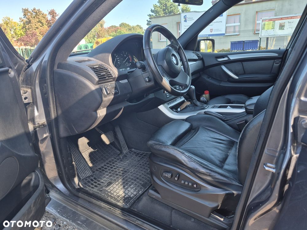 BMW X5 - 6