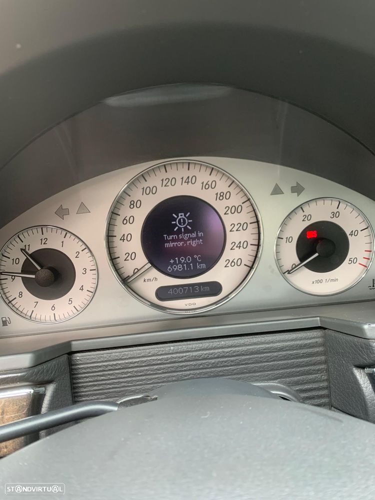 Mercedes-Benz E 220 CDI Avantgarde - 5