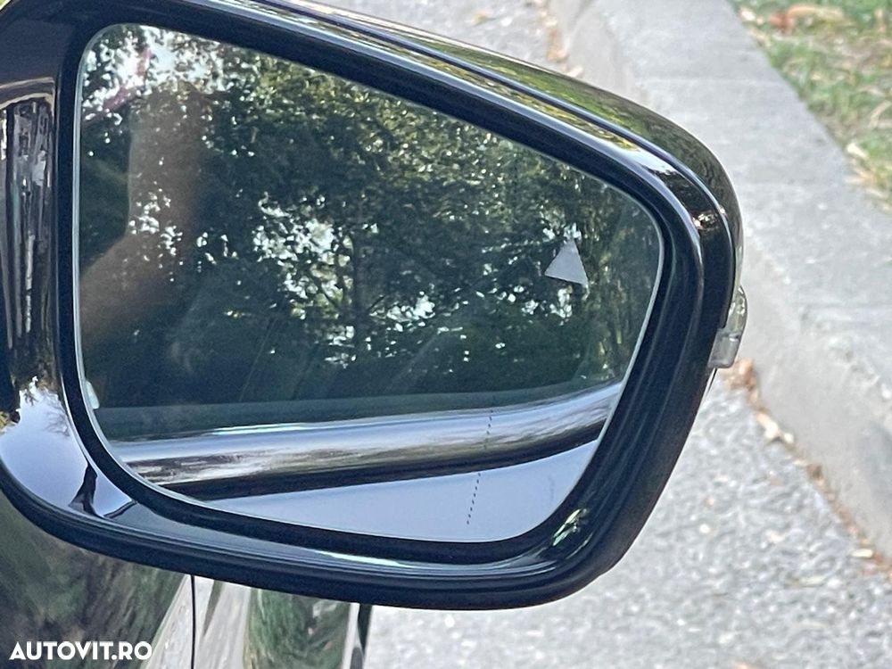 BMW Seria 5 530i AT MHEV - 24