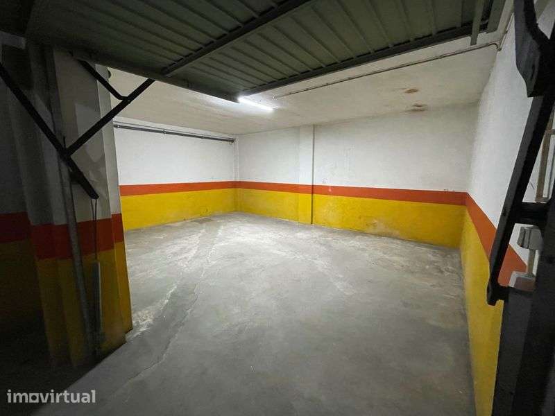 Garagem fechada com 36m2 para venda - Grande imagem: 4/8