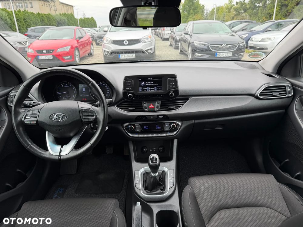 Hyundai i30 1.4 T-GDI DCT Passion Plus - 27