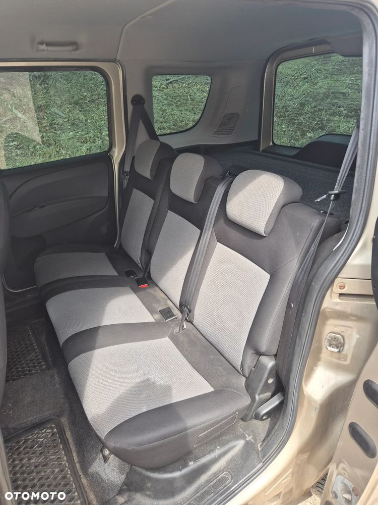 Fiat Doblo 2.0 Multijet 16V Emotion - 8