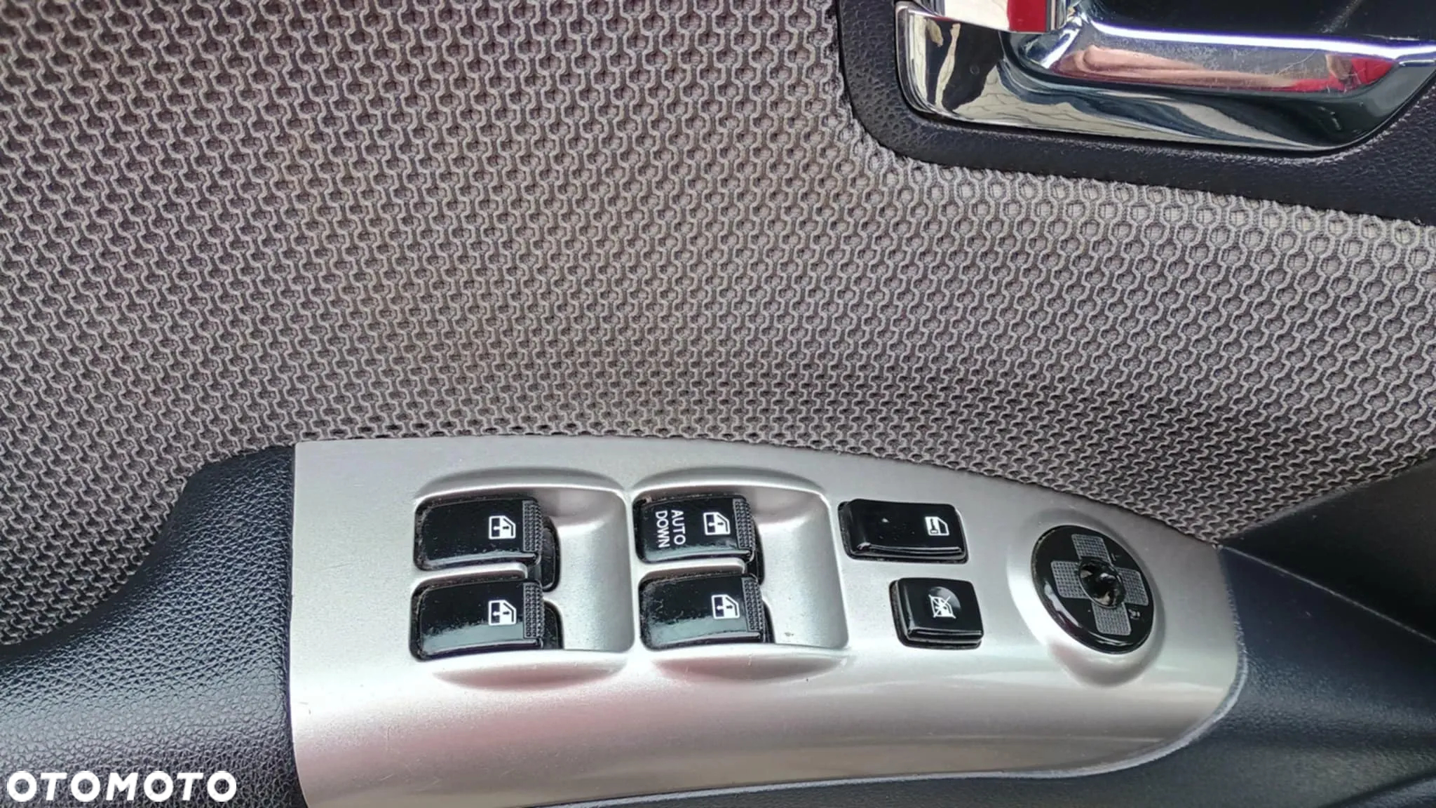 Kia Sportage 2.0 Tour - 11