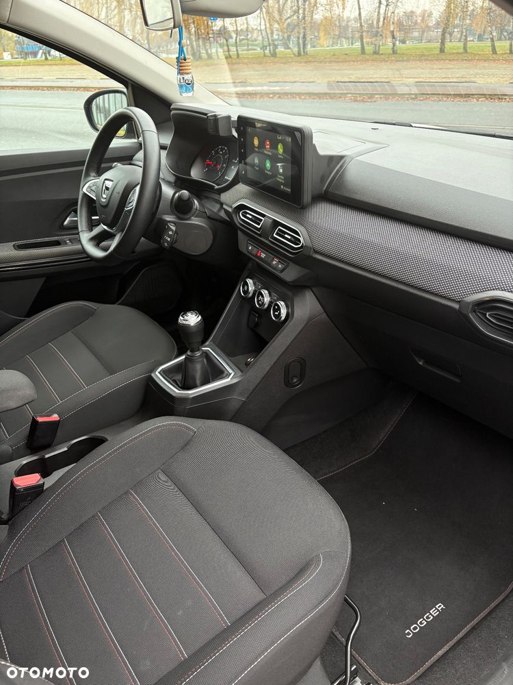 Dacia Jogger 1.0 TCe Extreme 7os - 19