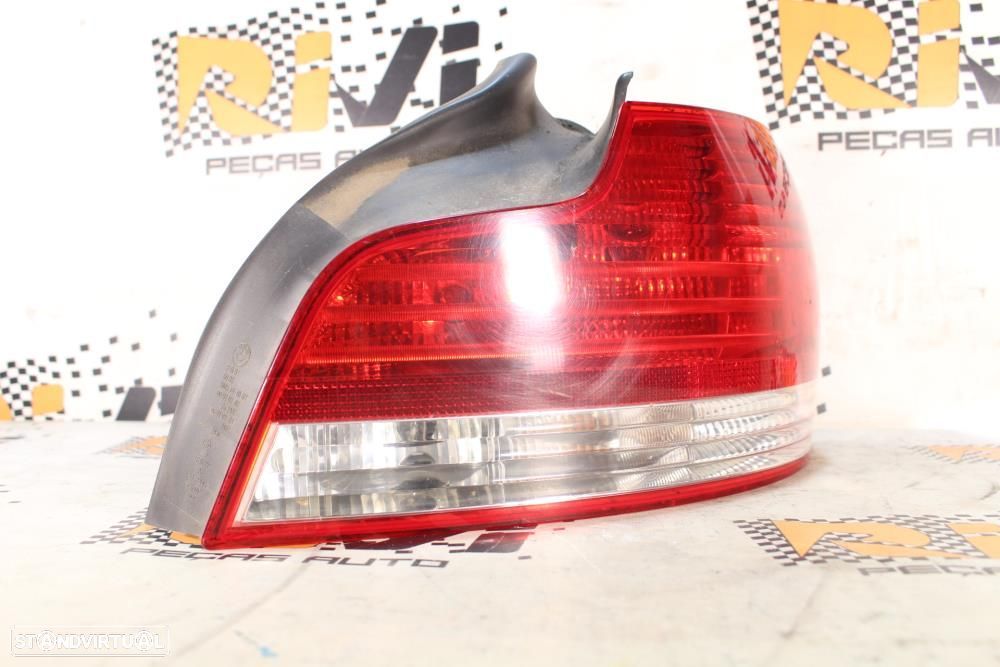 Farolim Direito Bmw 1 Coupé (E82)  63217285642 / 7285642 / Passageiro - 3