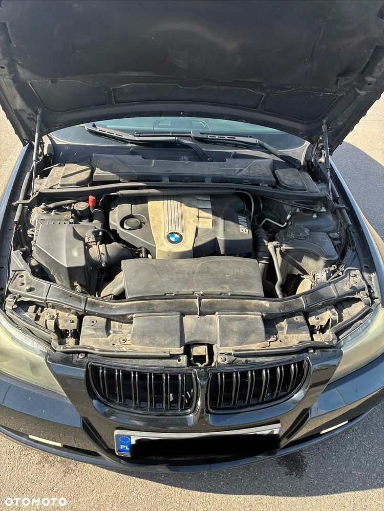 BMW Seria 3 318d DPF - 5