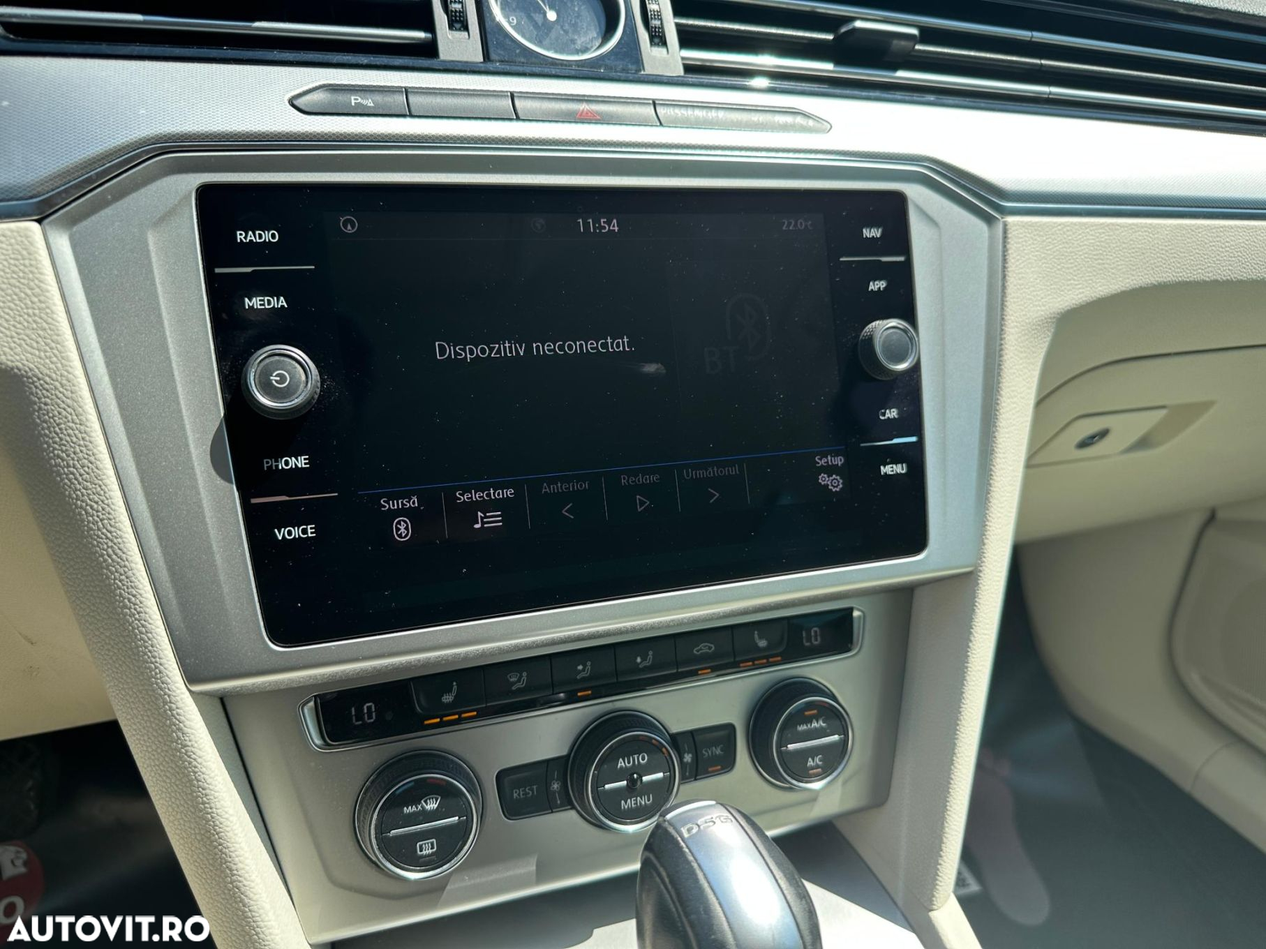 Volkswagen Passat - 13