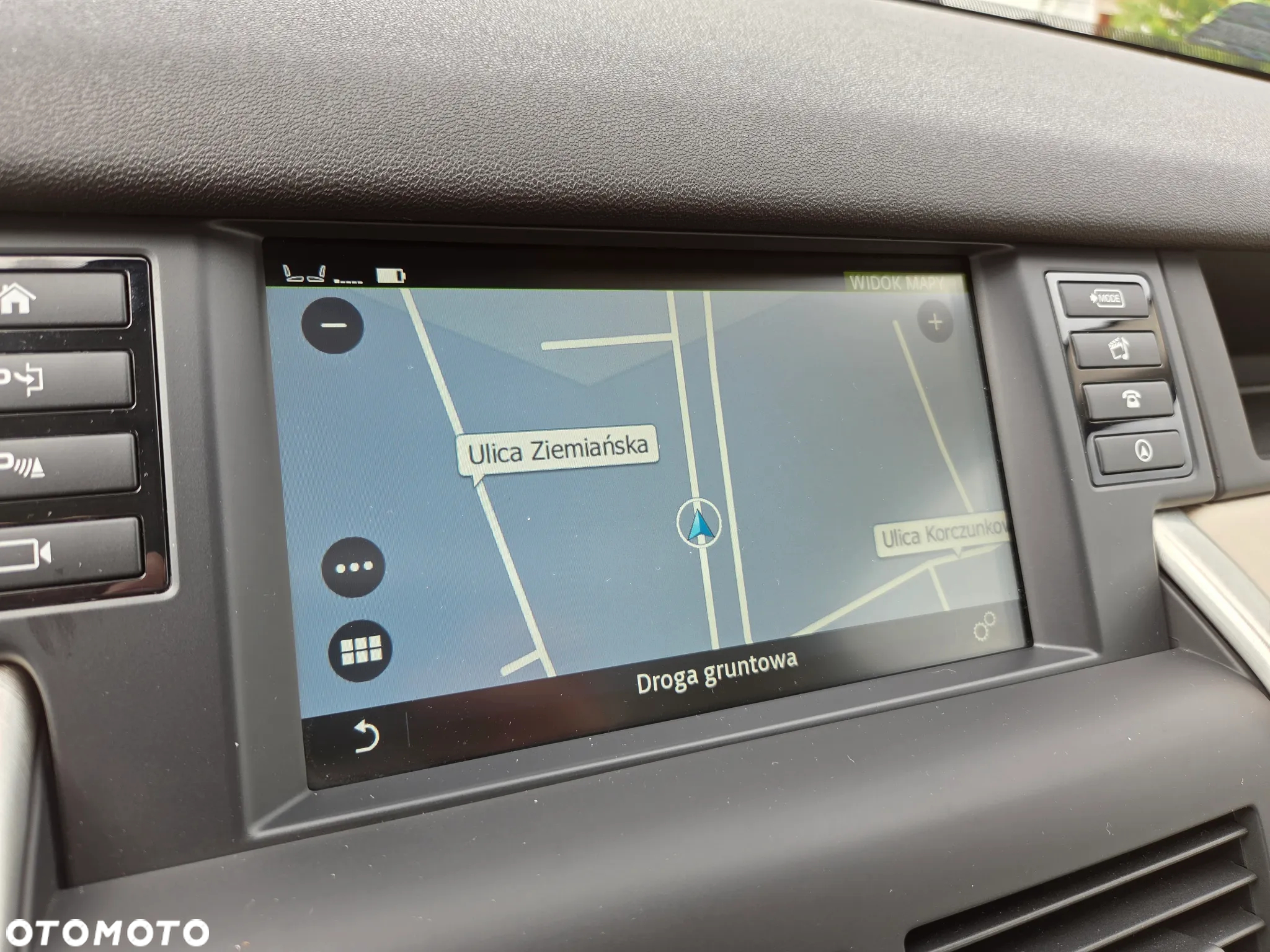 Land Rover Discovery Sport 2.0 Si4 HSE Luxury - 26