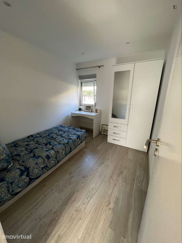 Quarto - localizado em Cascais Lisbon - Grande imagem: 2/8