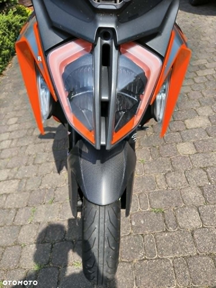 KTM Super Duke - 14