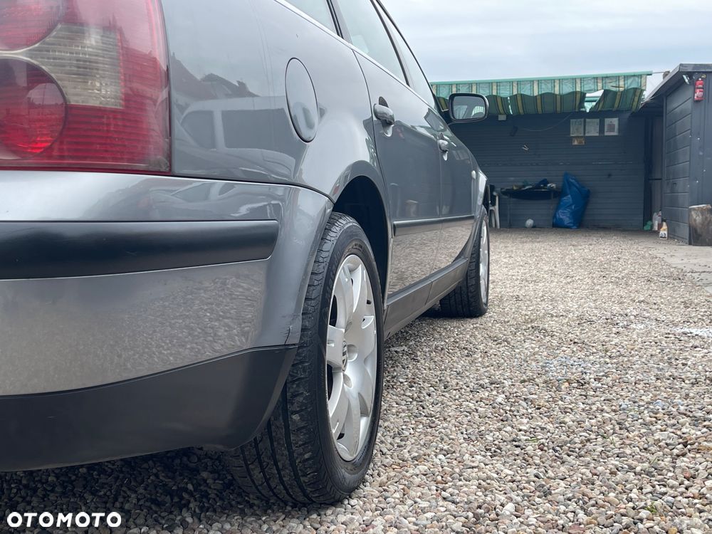 Volkswagen Passat 1.9 TDI - 8