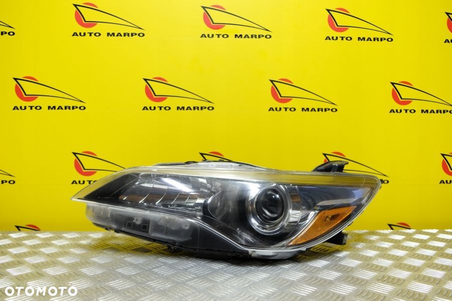 TOYOTA CAMRY 2015- REFLEKTOR LAMPA ZWYKŁA SOCZEWKOWA LEWA CIEMNA USA - 2