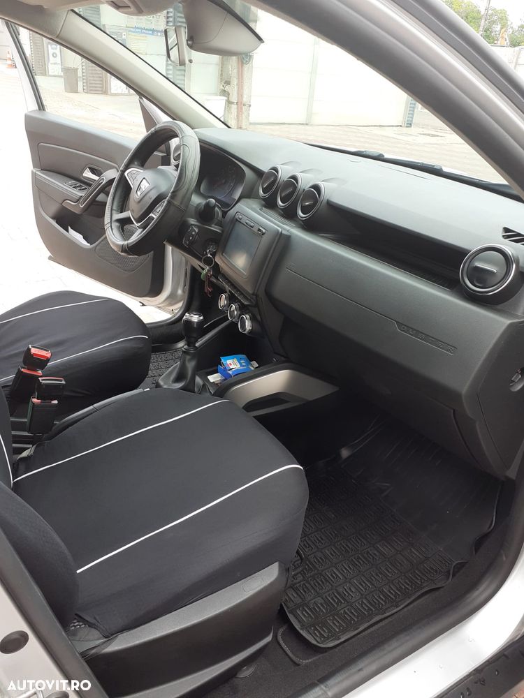 Dacia Duster 1.5 dCi 4x2 Prestige - 10