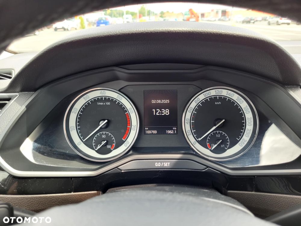 Skoda Superb 2.0 TSI 4x4 L&K DSG - 21