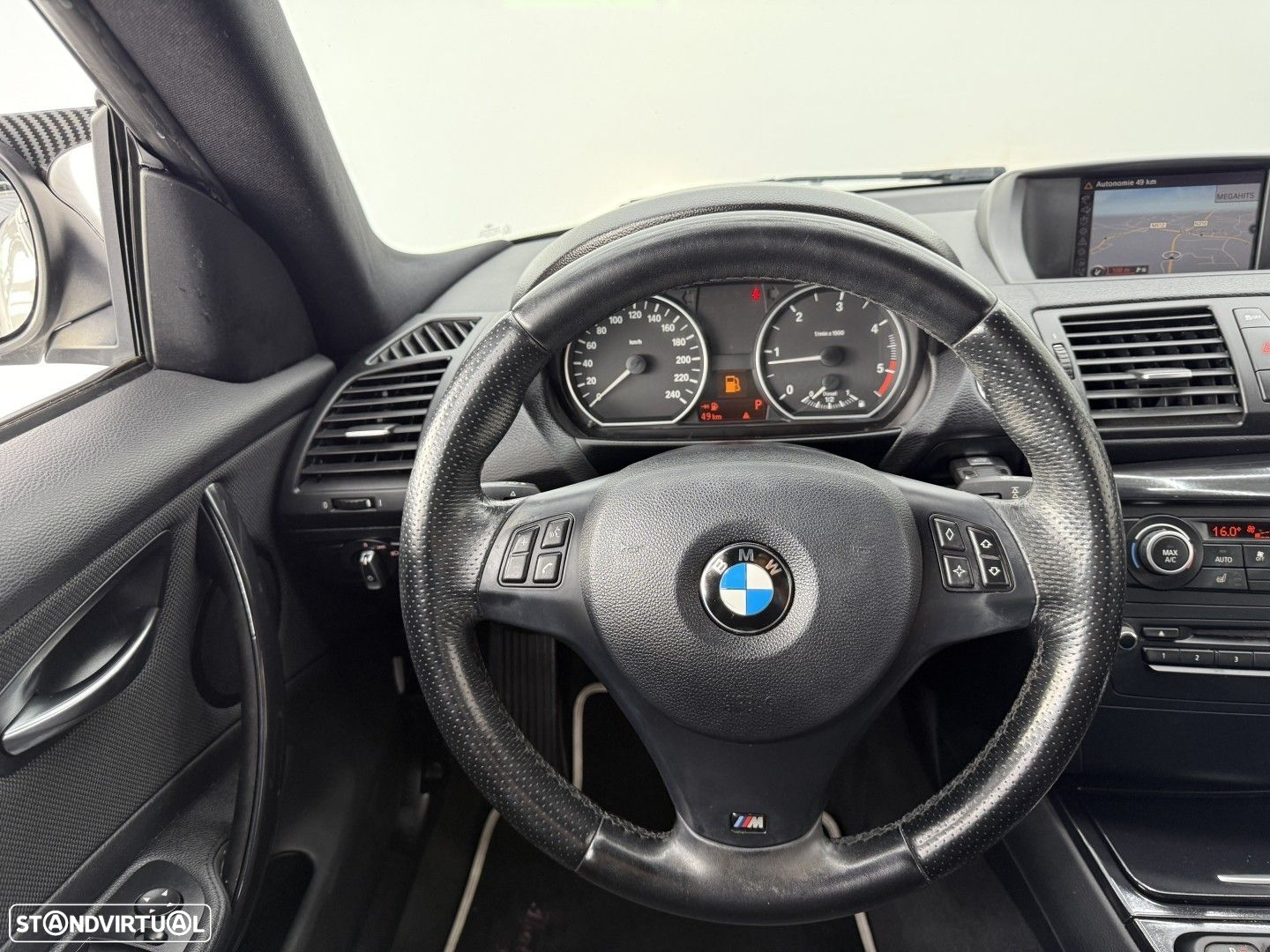 BMW 118 dA Pack M - 23