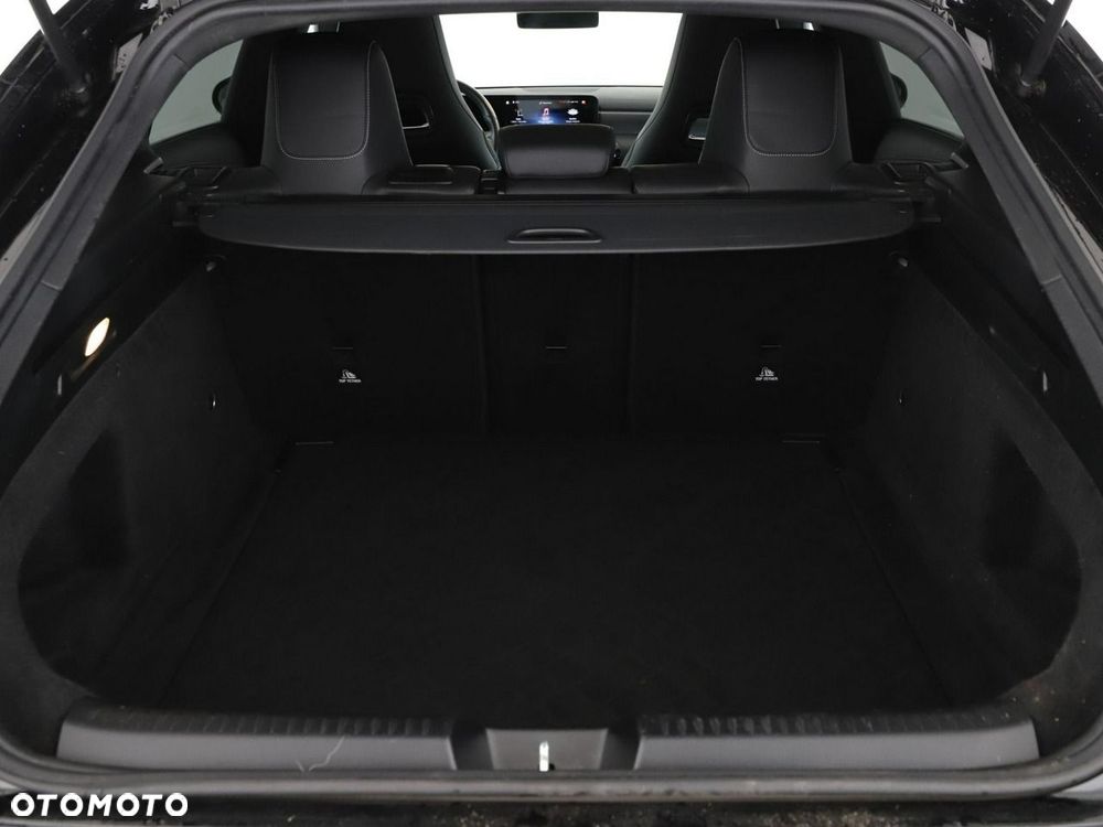 Mercedes-Benz CLA 180 7G-DCT AMG Line - 21
