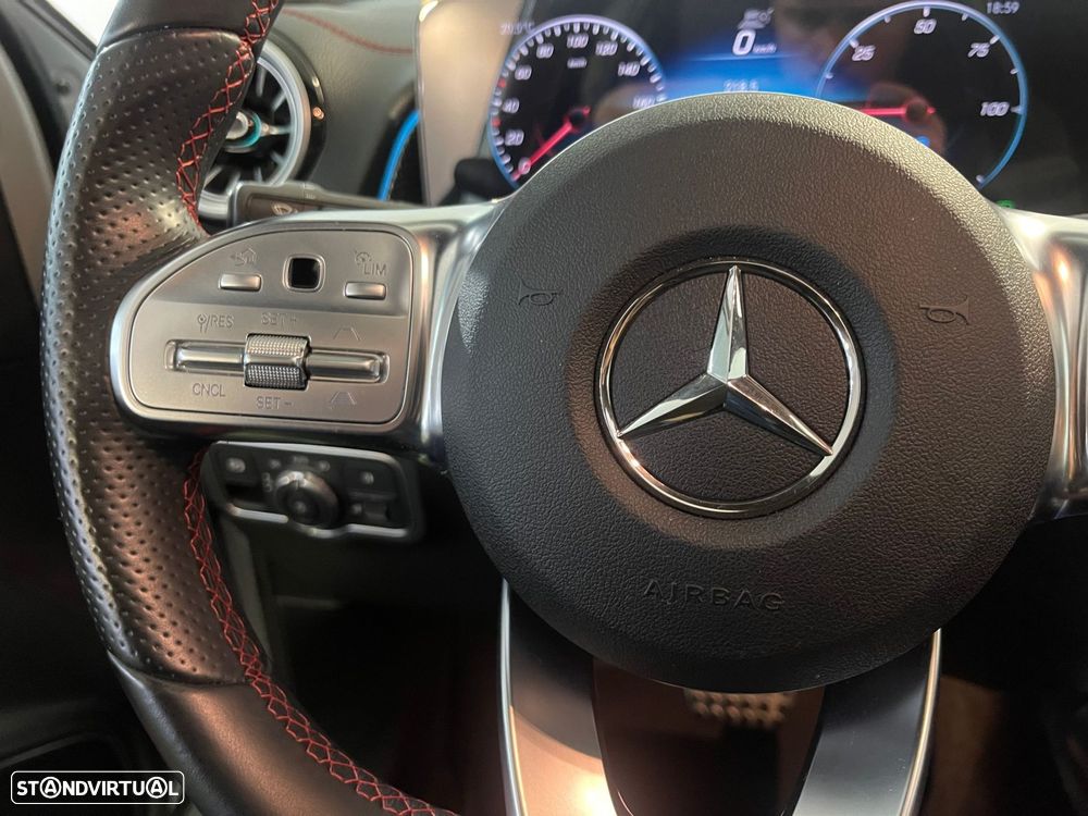 Mercedes-Benz EQB - 24