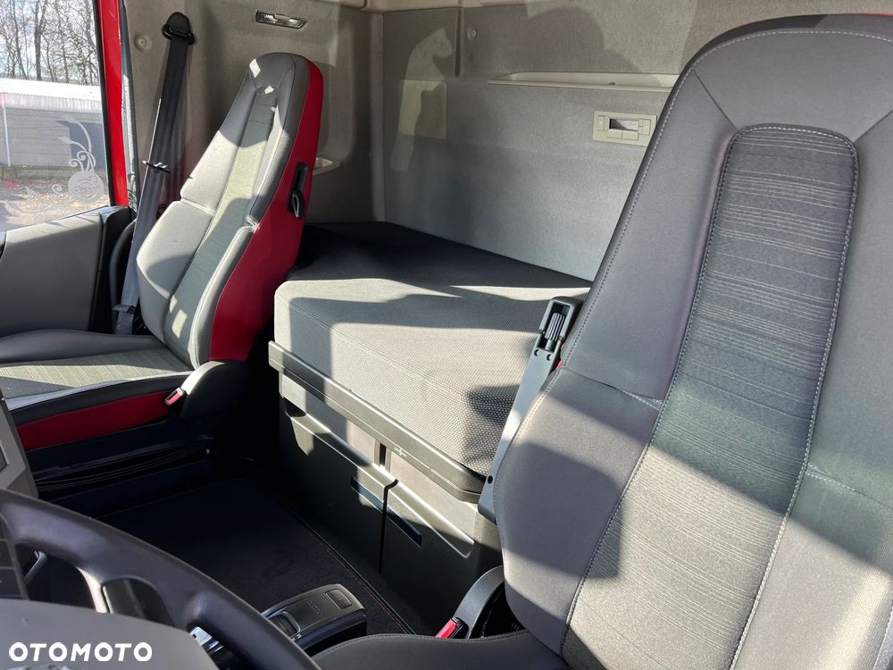 Volvo FH 500 EURO 6 - 17