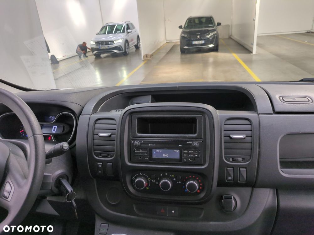 Renault TRAFIC - 6