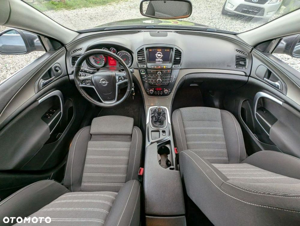 Opel Insignia - 21