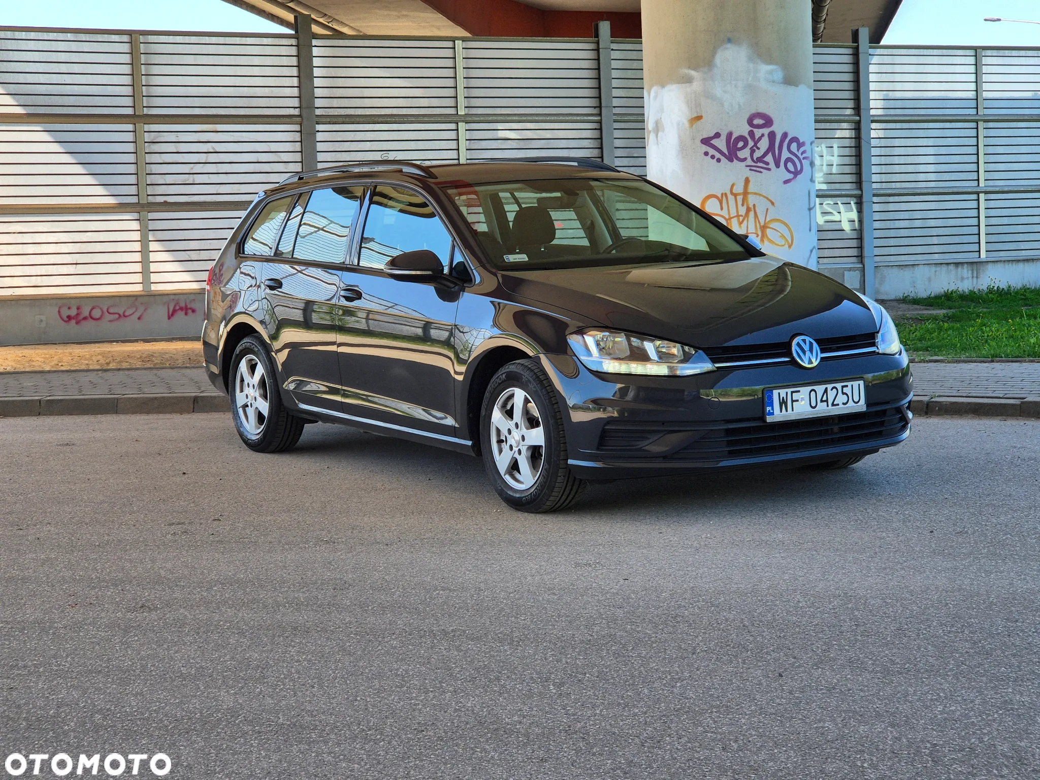 Volkswagen Golf VII 1.0 TSI BMT Trendline - 4