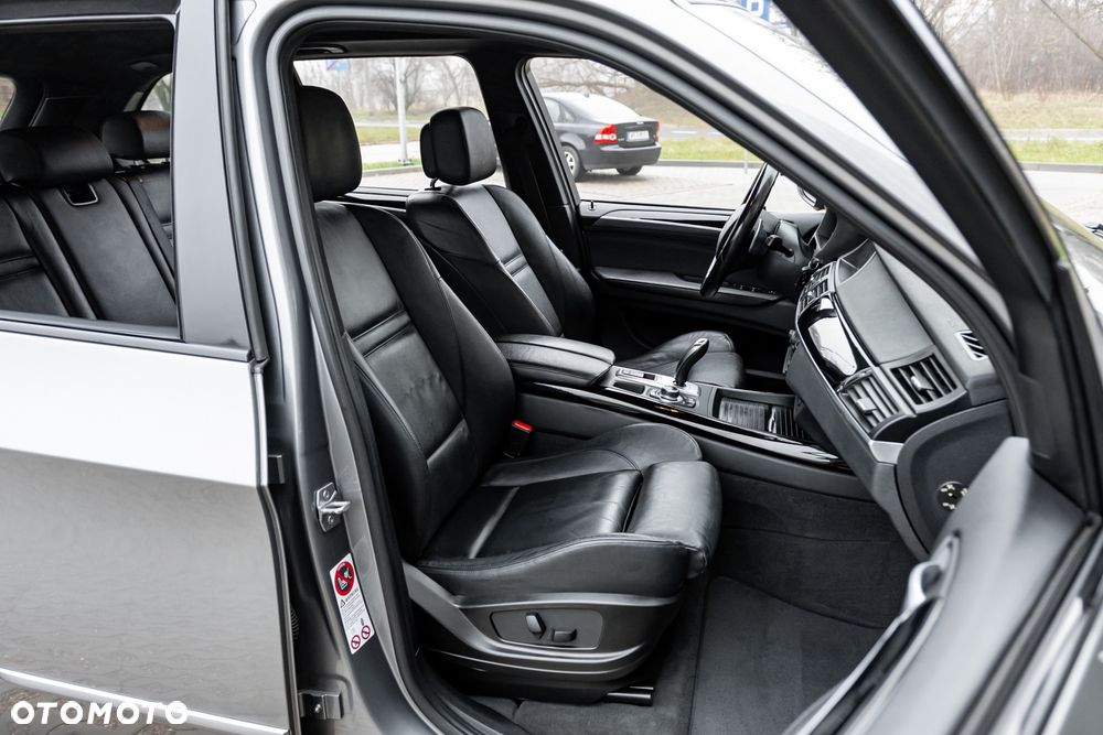 BMW X5 xDrive30d - 23