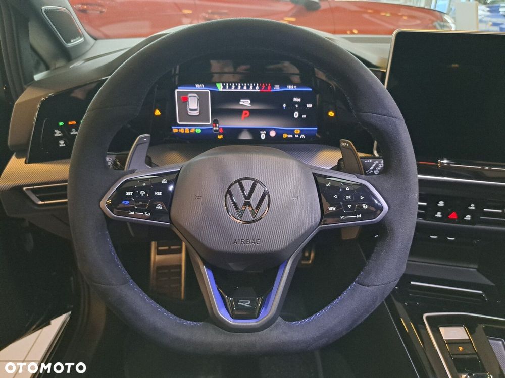 Volkswagen Golf Variant 2.0 TSI 4Motion R - 16