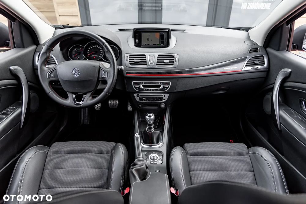 Renault Megane TCe 220 Start & Stop GT 220 - 27