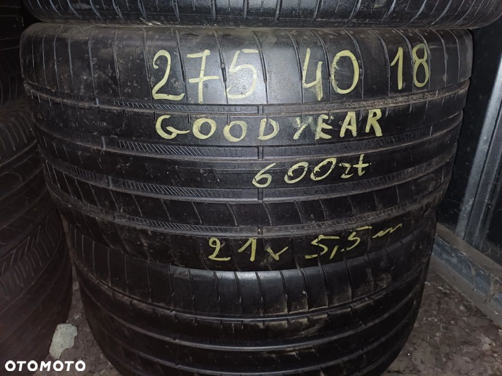 275/40/18 Goodyear - 1