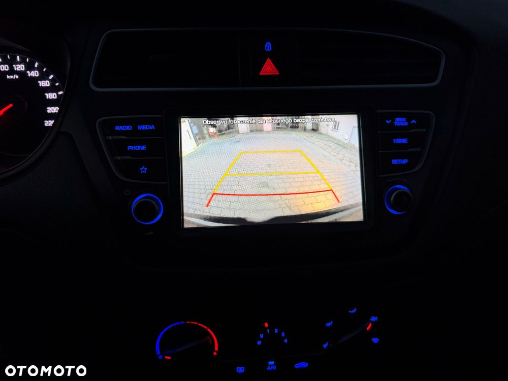Hyundai i20 1.2 Comfort - 16